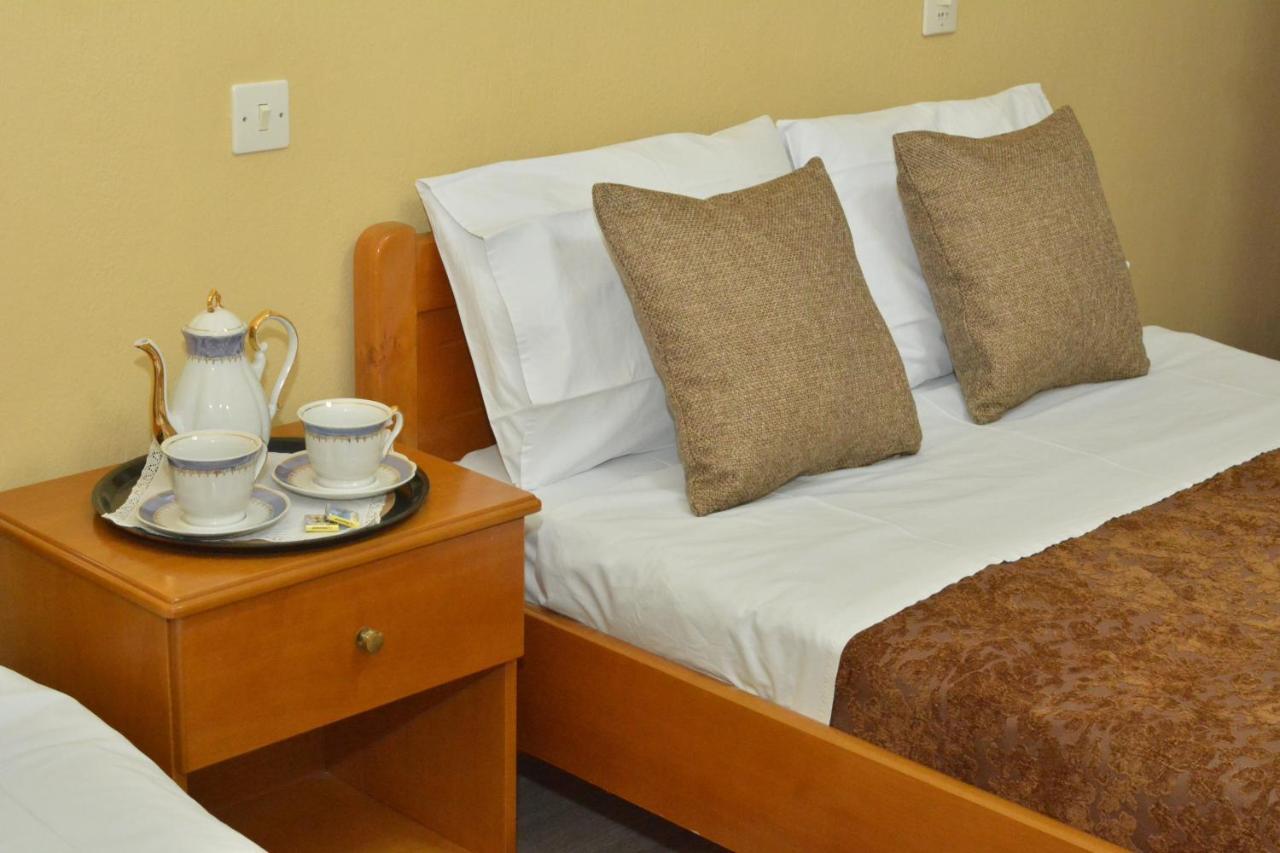 Hotel Filoxenia 尼欧波洛伊 外观 照片