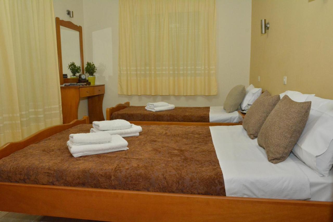 Hotel Filoxenia 尼欧波洛伊 外观 照片