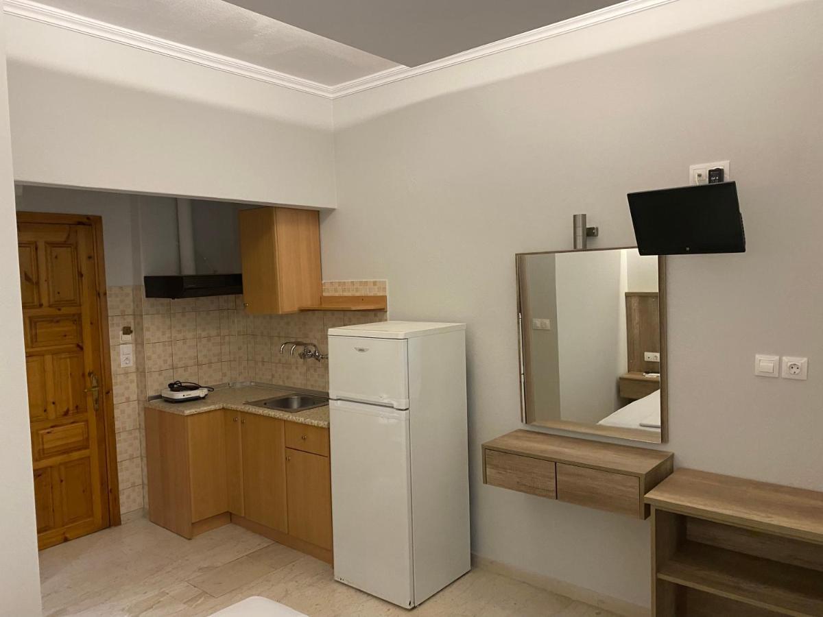 Hotel Filoxenia 尼欧波洛伊 外观 照片