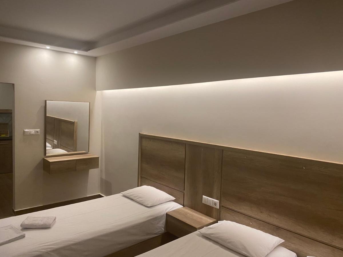 Hotel Filoxenia 尼欧波洛伊 外观 照片