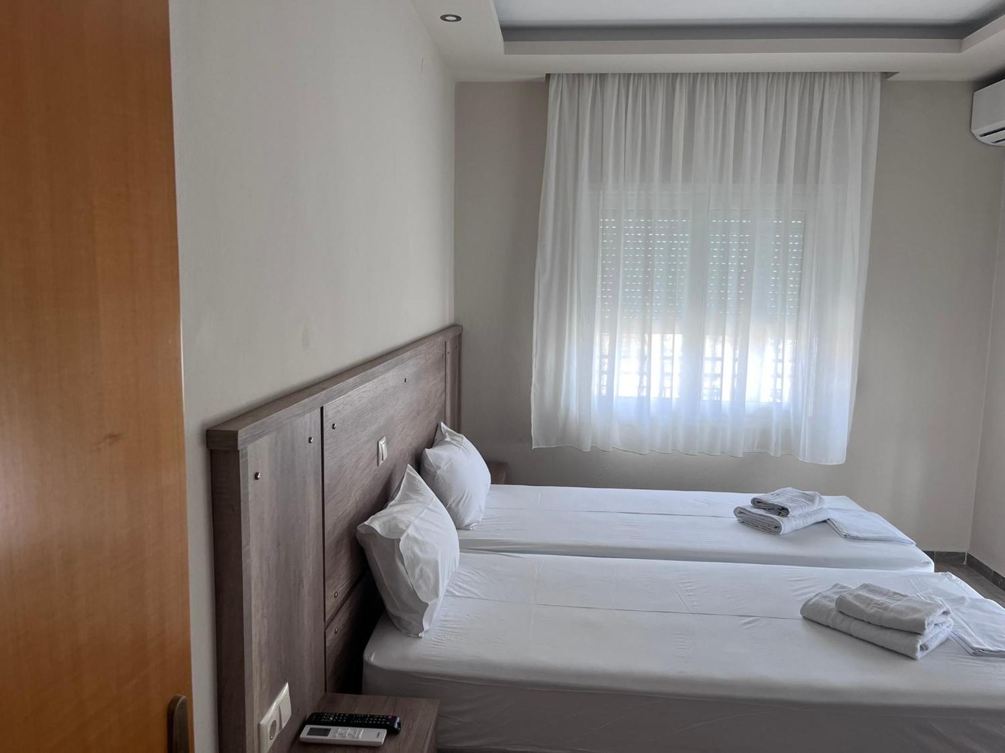 Hotel Filoxenia 尼欧波洛伊 外观 照片