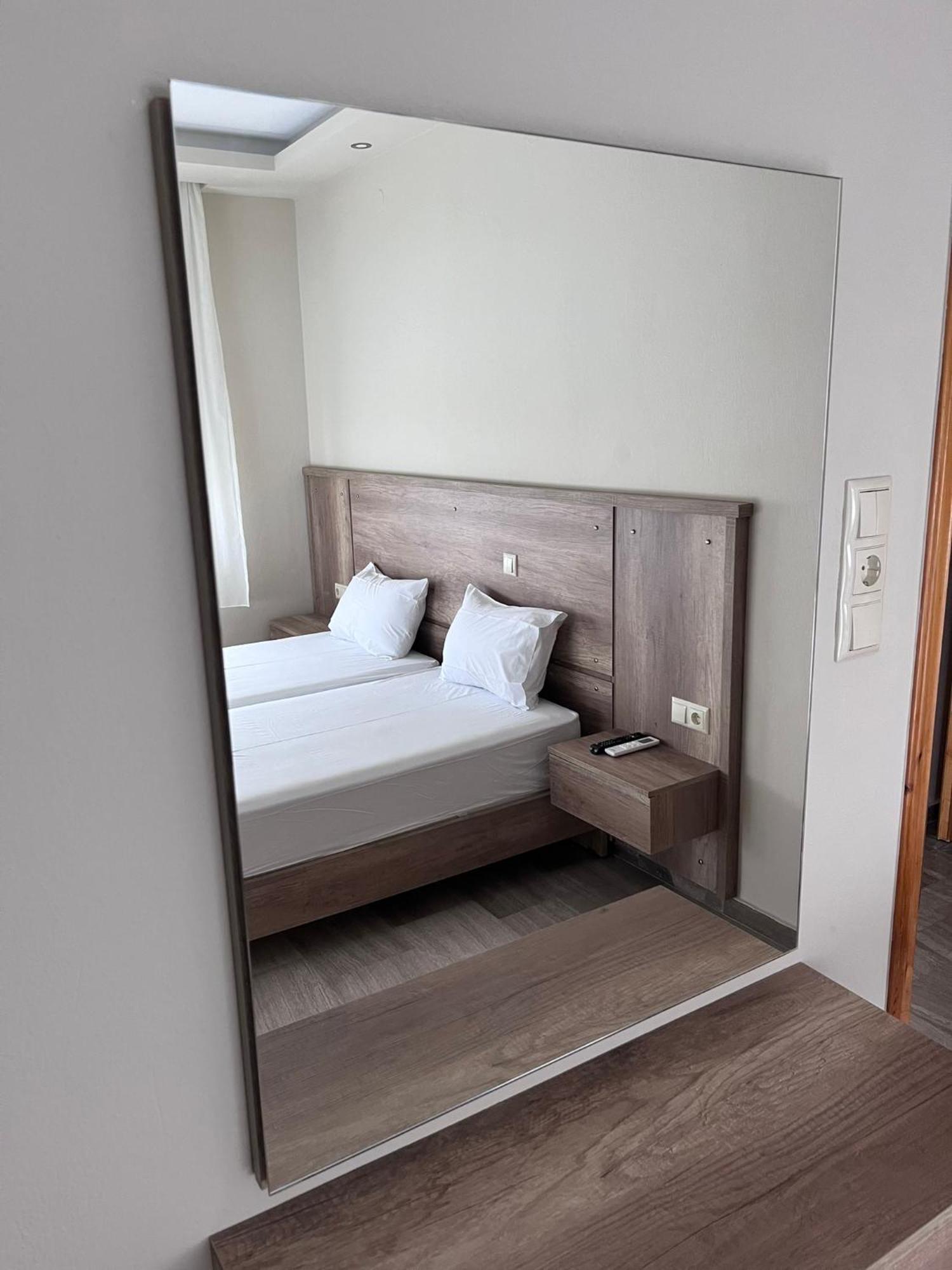 Hotel Filoxenia 尼欧波洛伊 外观 照片